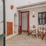 Sweet Family House